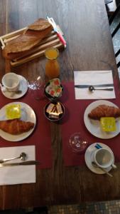 Allo Allo photo 6