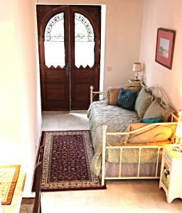 Maisons de vacances 'Le Archeologist' Apartment at Chateau Le Mur : photos des chambres