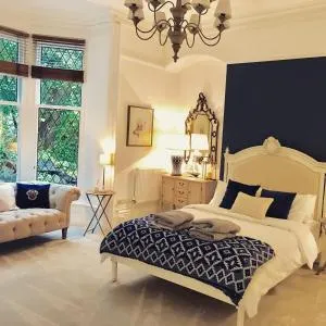 Ranmoor Serviced Apartments - The Courtyard Suite - Stannington