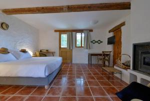 Hotels Domaine De Fraisse : photos des chambres