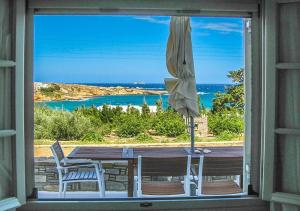 Nesaea seafront house