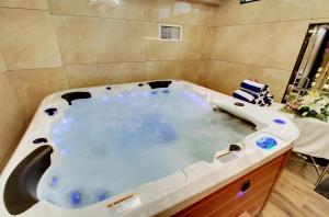 White Castle Boutique Apartment Hotel