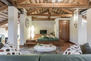 Ca del Monastero 7 Collection Bright Apartment with Terrace
