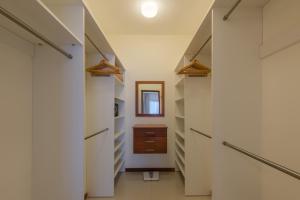 Sea Cliff Court Hotel & Luxury Apartments