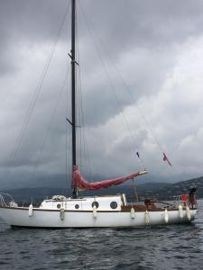 Bateaux-hotels stlocavoile Seuls a bord d un voilier ancre dans le golfe : photos des chambres