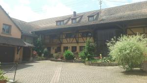 Appartements Chez Frederic et Alexandre : Appartement avec Terrasse