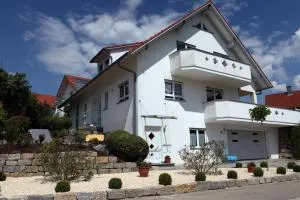 Ferienwohnung Waldblick - 阿克博格