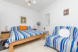 Triple Room room in Rooms Roza