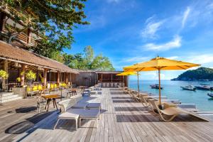 Haadtien Beach Club hotel, 
Koh Tao, Thailand.
The photo picture quality can be
variable. We apologize if the
quality is of an unacceptable
level.