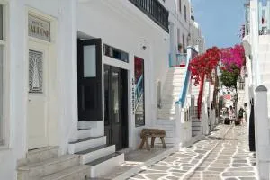 Karboni Hotel - Agios Stefanos