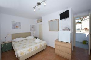Double Room room in Karboni Hotel