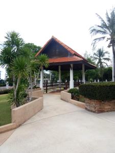Seaview Condominium B15