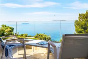 A&A Luxury Beach Villas - Aphrodite Halkidiki Greece