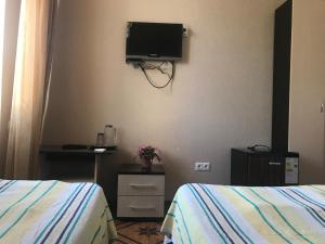 Standard Twin Room room in Angelina Guest House