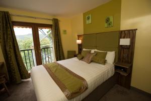  Explorers Double Deluxe Room room in Explorers Retreat Matlock Bath