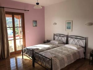 Elina Apartments Andros Greece