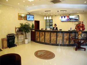 GreenTree Inn Shanghai Pudong Airport Heqing Town Middle Huanqing Road Express Hotel