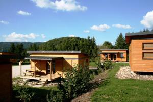 Campings ULVF Le Domaine d'Aucroix : photos des chambres