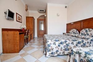 Habitación Triple con balcón