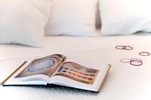 Palazzo Boscareto - suites di charme in centro storico - garage moto, box bici - Trecastelli