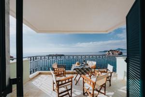 Sveti Stefan Beach Apartment