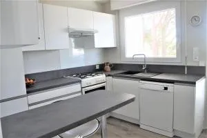 Maison 7 personnes avec grand jardin - proche plage - ARGANTEL - 普洛埃默