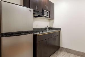 Motel 6-Greenville, SC