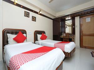 Hotel Amrit Regency