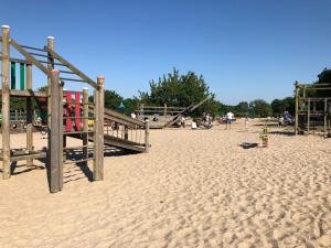 Brzeźno nad Zatoką