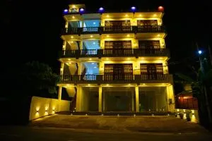 Queen's Gate, Mirissa - 米瑞莎