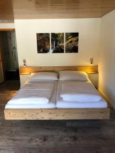 Budget Single Room room in Hotel Restaurant Simplon