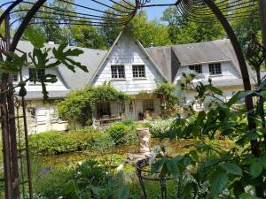 B&B / Chambres d'hotes Le jardin de Saint Jean : photos des chambres