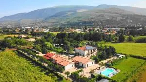 Residence Terra Dei Santi Country House - Spello
