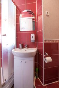 Home Hotel Apartments on Mykhailivska Square - Kiev