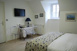 Hotels Logis Hotel L'europe : Chambre Double