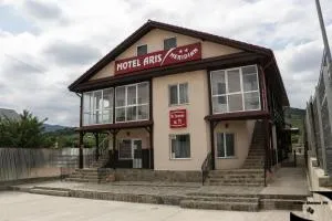 Motel Aris Meridian - Pîrîu Dobreni