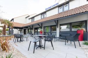 Hotels Kyriad Niort-Espace MendesFrance : photos des chambres