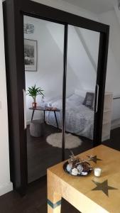 Appartements Studio proche Metro 7 : photos des chambres