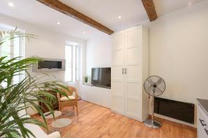 GregBnb - T2 Cosy et design - PARKING INCLUS - WiFi - 15min Gare