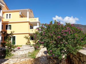 Emelia Apartments Lefkada Greece