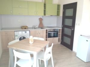 Diabis Apartment 6