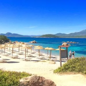 卡普里乔利酒店 - 切尔沃港