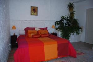 B&B / Chambres d'hotes Clos de Royaucourt : Chambre Double ou Lits Jumeaux - Vue sur Jardin