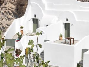 Drops Cave Houses Santorini Greece