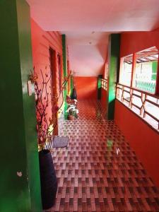 Jun and Carol Beach Cottages