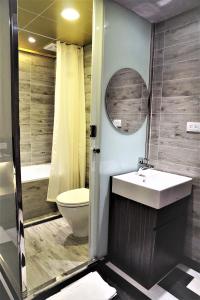 Phòng Đơn Cao Cấp (Superior Single Room)