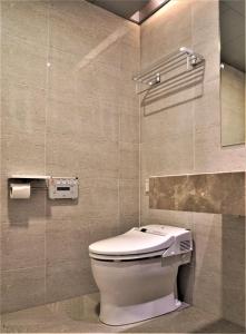 Phòng Superior giường đôi lớn (Superior Queen Room)