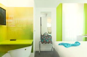 Hotels ibis Styles Vannes Gare Centre : photos des chambres