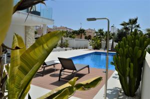 Villa with private pool