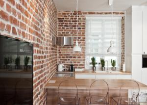 Red Brick Old Town Apartment